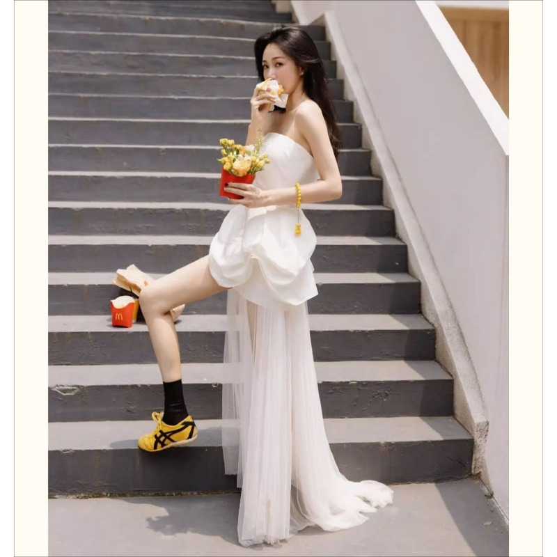 French White Strapless Morning - Photography Outdoor ulasan dan harga