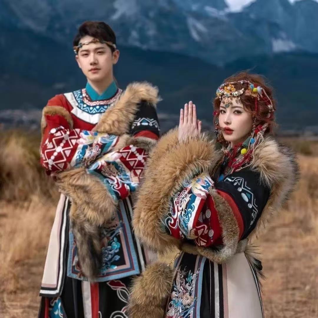 Classic Embroidered Tibetan Ro - Photography Of A Man ulasan dan harga