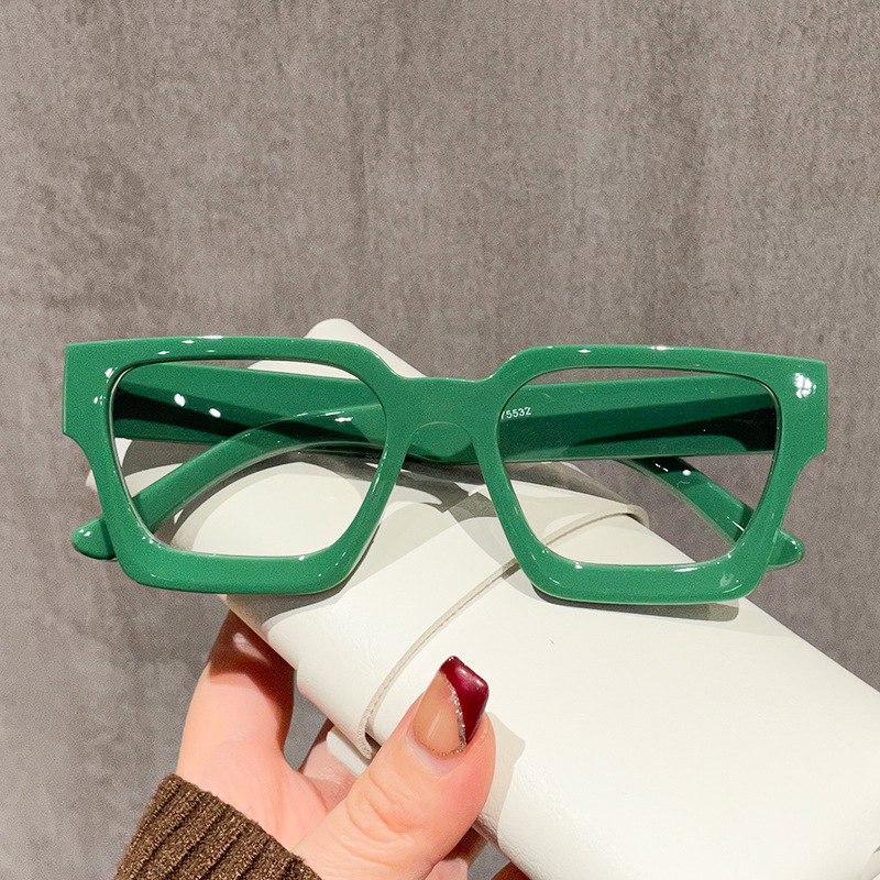 Classic Thick Box Sunglasses F - Photography Of A Man ulasan dan harga